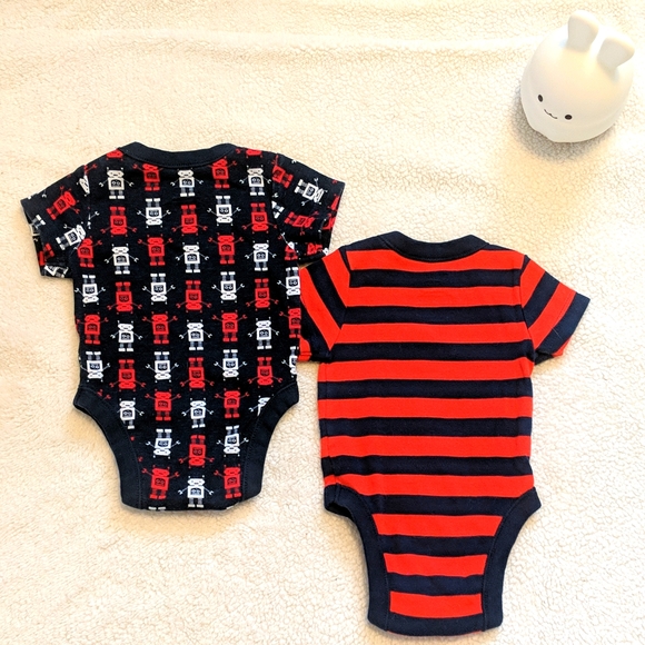 *4/$20* Old Navy Baby Bodysuit two pack size 0-3 month short sleeve - Picture 8 of 8